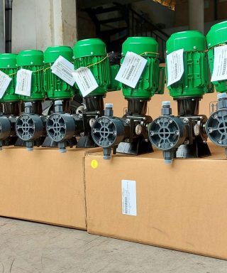 Bơm định lượng dòng D Doseuro hàng sẵn kho