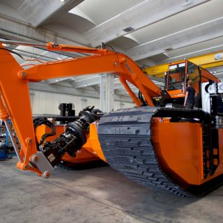 Máy xúc đào lội nước DRM Dragflow