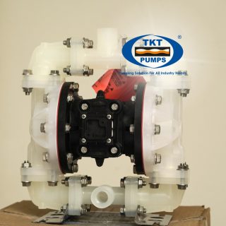 Bơm màng Sandpiper phi kim loại