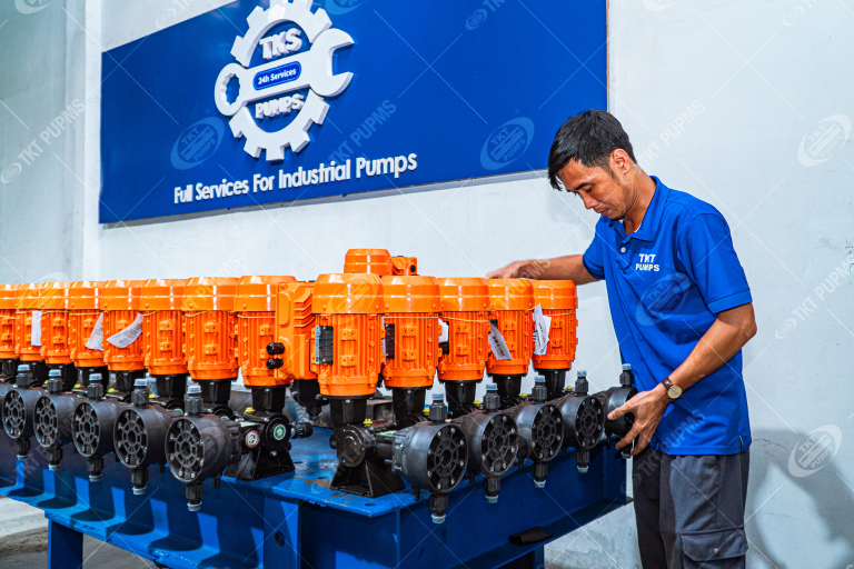 Doseuro RAPIDA - Giải Pháp Định Lượng Hóa Chất Điều Khiển Tuyến Tính 0/4~20mA cho Dự Án Long Sơn Petroleum 204 Doseuro RAPIDA – Giải Pháp Định Lượng Hóa Chất Điều Khiển Tuyến Tính 0/4~20mA cho Dự Án Long Sơn Petroleum