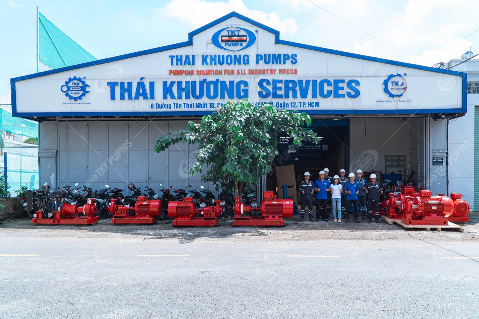 Cung cấp cụm bơm chữa cháy cho dự án bệnh viện và trung tâm nghiên cứu 5 Dàn tổ bơm chữa cháy xếp trước xưởng Thái Khương Services tại Quận 12, TP.HCM